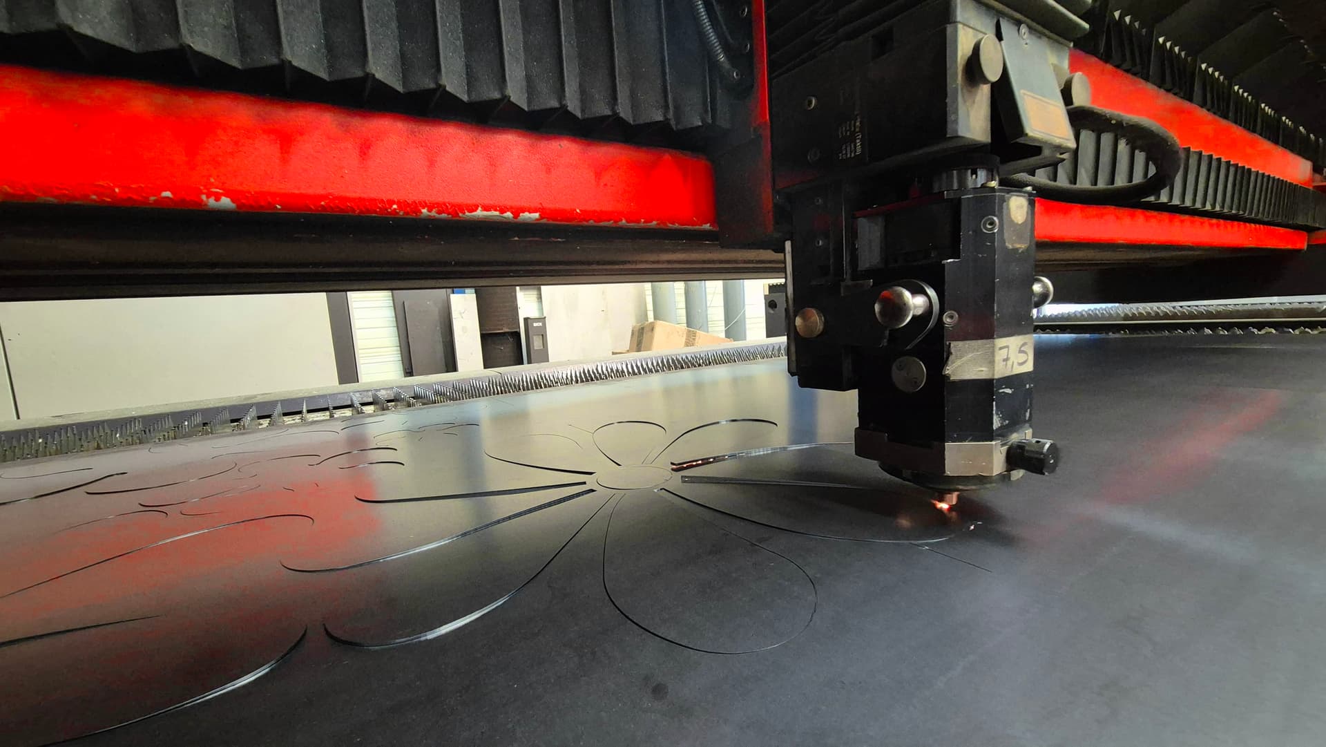 Réalisation découpe laser 2D